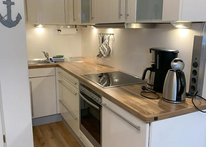 Seebruecke, Schoenberger Strand, Erste Strandreihe